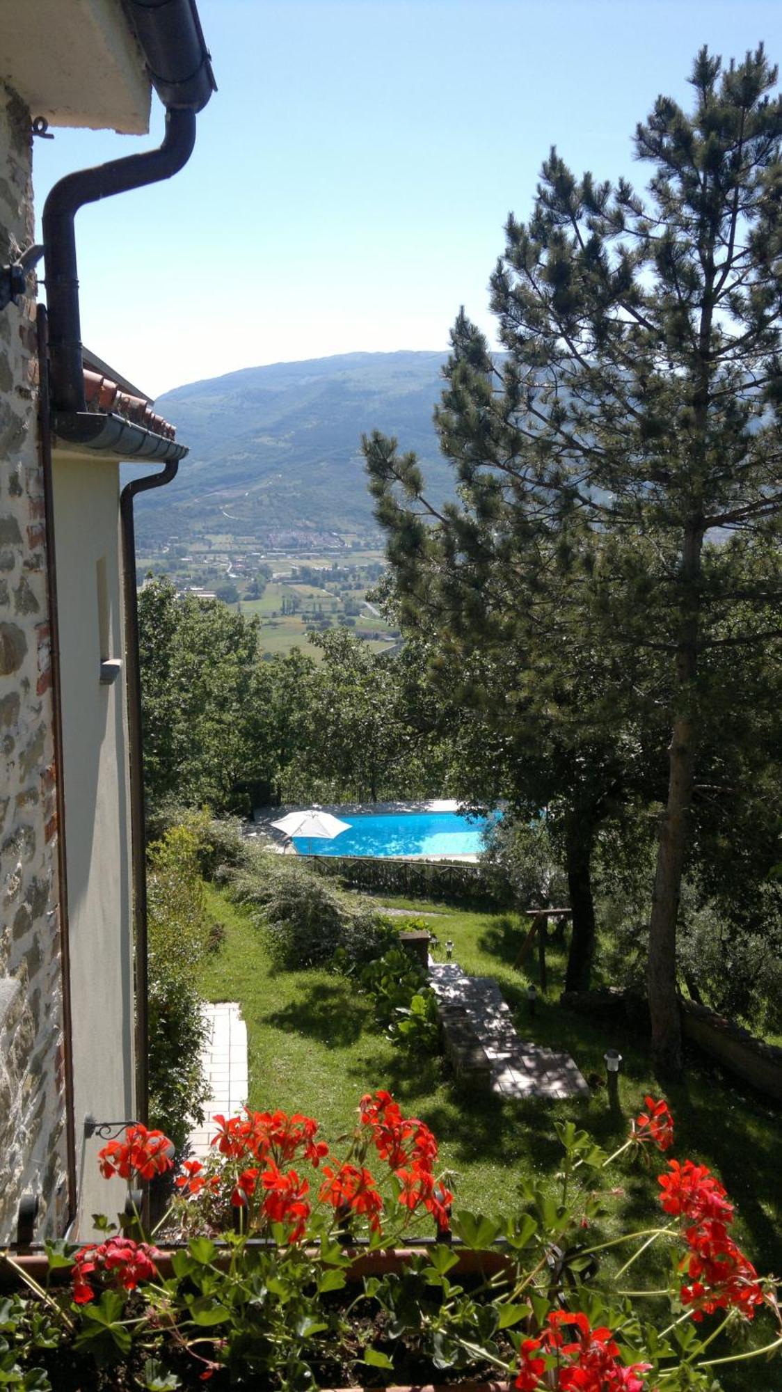 Casale Degli Ulivi Villa Gualdo Tadino Luaran gambar
