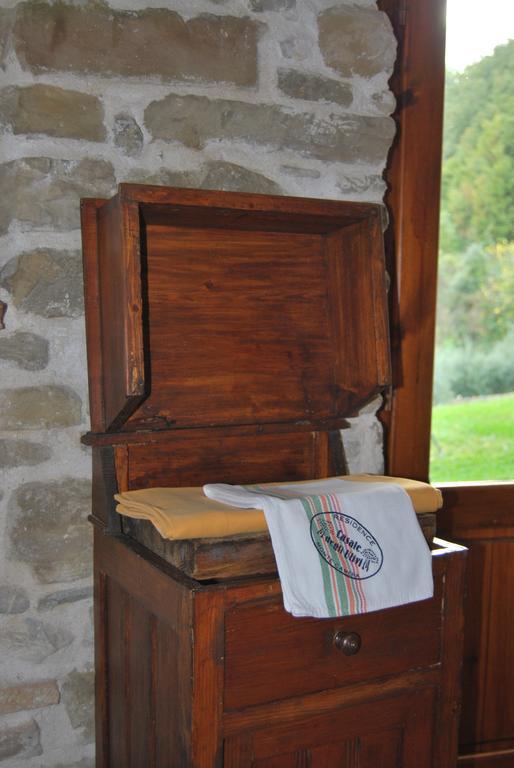 Casale Degli Ulivi Villa Gualdo Tadino Bilik gambar