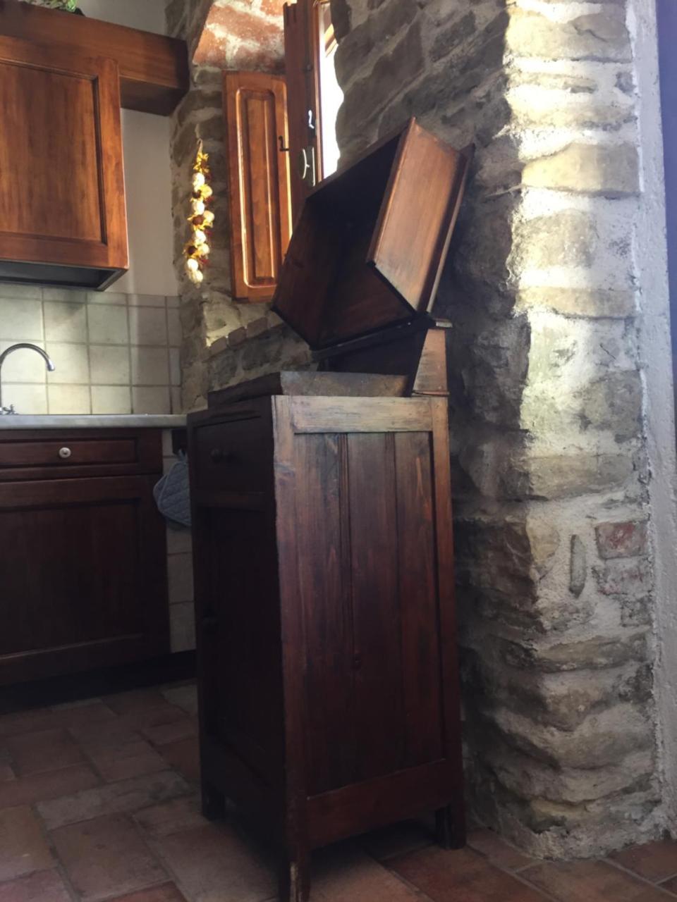 Casale Degli Ulivi Villa Gualdo Tadino Luaran gambar